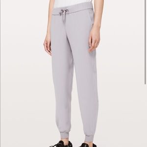 NWT Lululemon On the Fly Jogger